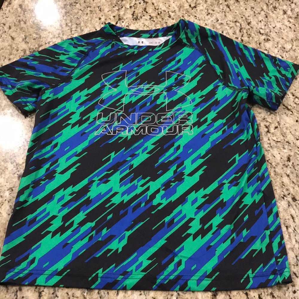 Boys under armour shirt